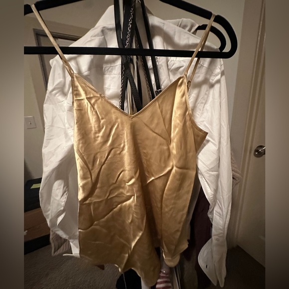 ATM | V Neck Silk Camisole Top - Picture 3 of 6